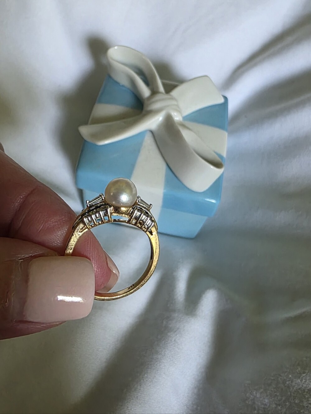 Vintage 14k Gold Pearl  Baguette Pave Diamonds Cocktail Ring Sz 6 Engagment